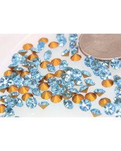 Swarovski 1100 Chaton, Round Rhinestones 18ss Aqua (Old) Pointed Back Gold Foiled - 6 Pcs