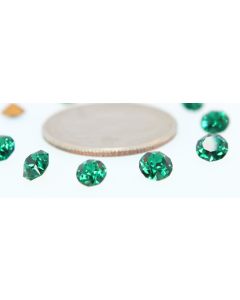 Swarovski 1200 Dentelle, Round Rhinestones 22ss Emerald Pointed Back Gold Foiled - 4 Pcs
