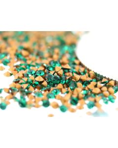 Swarovski 1012 Chaton, Round Rhinestones 08pp Emerald Pointed Back Gold Foiled - 12 Pcs