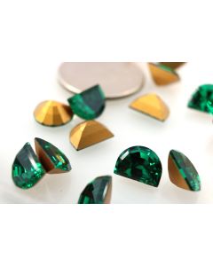 Swarovski 4728 Half Moon Rhinestones 11x8mm Emerald Pointed Back Gold Foiled - 1 Pcs